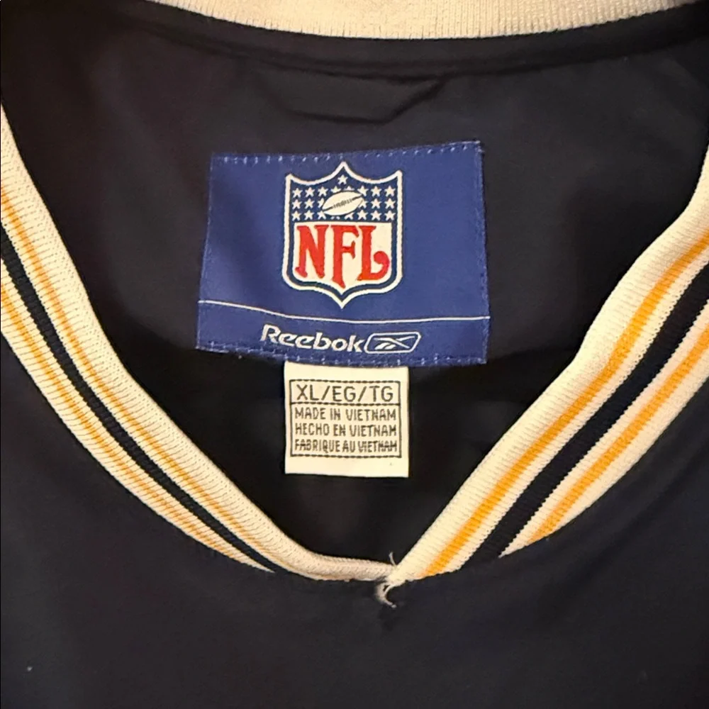 San Diego Chargers pull over jacket - Picture 4 of 10